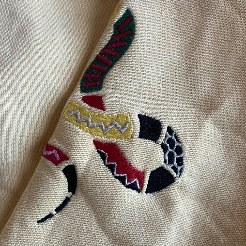 Avenue Tropicale Yellow Embroidered Sweater Extra Small - Picture 3 of 6